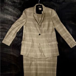 J. Crew + Hatch maternity suit size 1 S/M